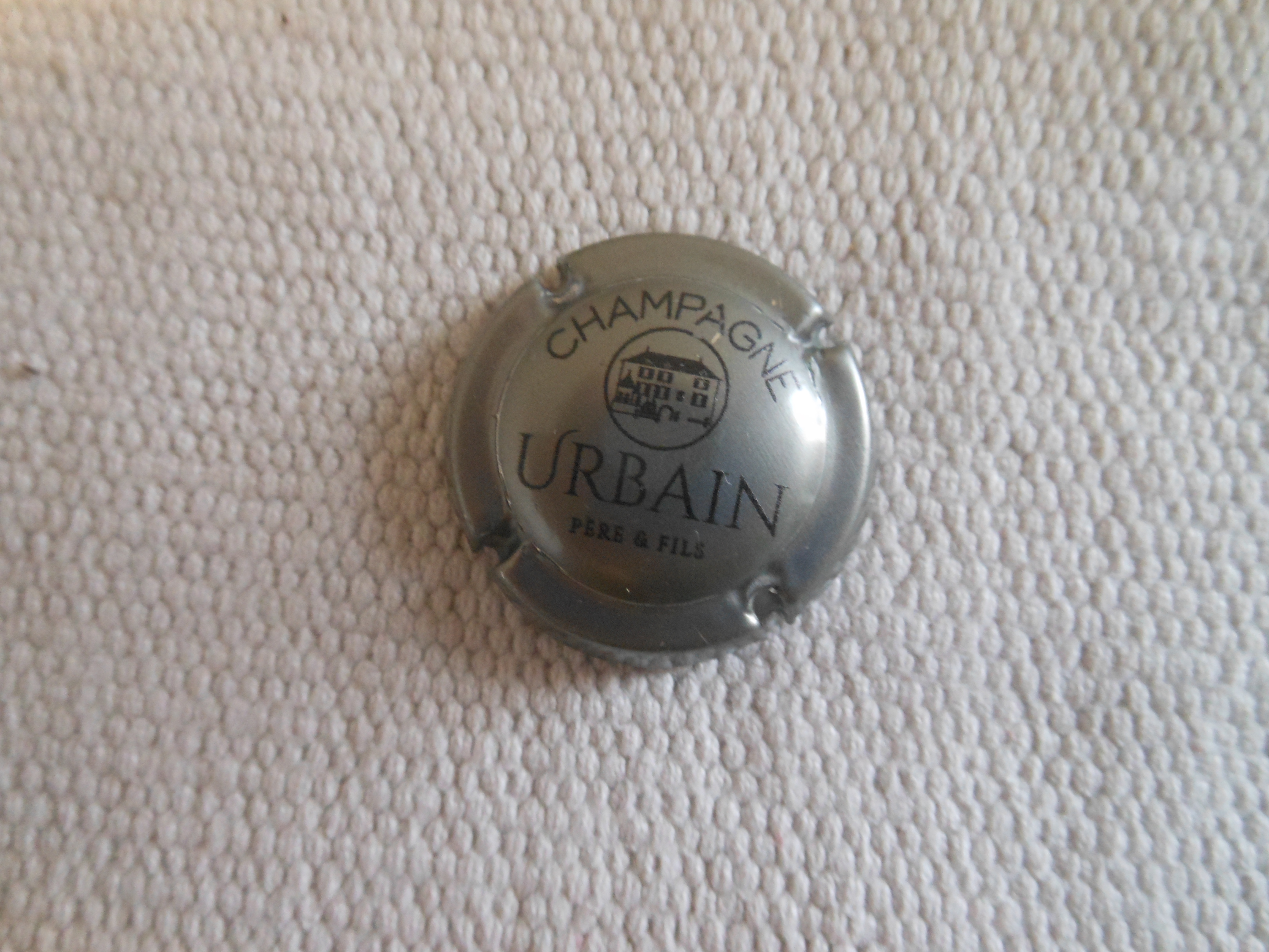 Capsule de champagne Urbain